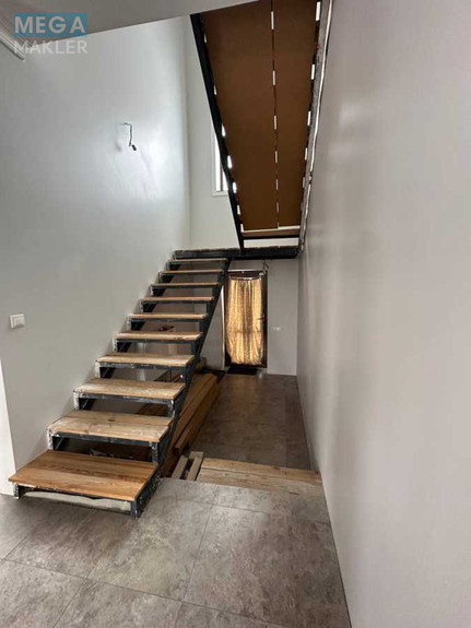 Продаж дома, 2&nbsp;поверху, 228&nbsp;кв.м, 5&nbsp;кімнат, ділянка 14&nbsp;соток, <a class="location-link" href="/bogdanovka-selo-kv-brovarskij-rajon/" title="Недвижимость Богданівка">Богданівка</a>, Подильна (изображение 16)