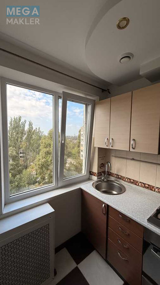 Продаж 3 кімнатної квартири (64/?/8), 8 пов. 9 пов. будинку, <a class="location-link" href="/dnepropetrovsk/" title="Недвижимость Дніпра">Дніпро</a>, Проспект Слобожанський, 19 (изображение 2)