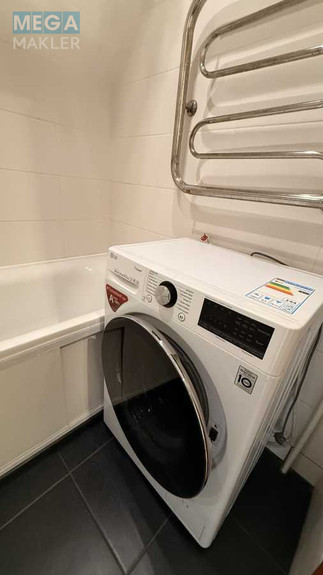 Продаж 3 кімнатної квартири (64/?/8), 8 пов. 9 пов. будинку, <a class="location-link" href="/dnepropetrovsk/" title="Недвижимость Дніпра">Дніпро</a>, Проспект Слобожанський, 19 (изображение 4)