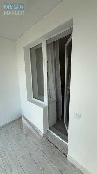 Продаж 3 кімнатної квартири (64/?/8), 8 пов. 9 пов. будинку, <a class="location-link" href="/dnepropetrovsk/" title="Недвижимость Дніпра">Дніпро</a>, Проспект Слобожанський, 19 (изображение 16)