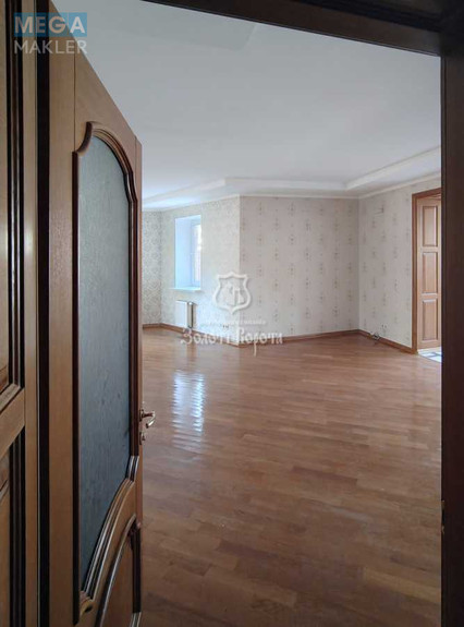 Продаж дома, 3&nbsp;поверху, 293,60&nbsp;кв.м, 5&nbsp;кімнат, ділянка 7,80&nbsp;соток, <a class="location-link" href="/korzhi-selo/" title="Недвижимость Коржі">Коржі</a>, Грушевського вул., 6 (изображение 8)
