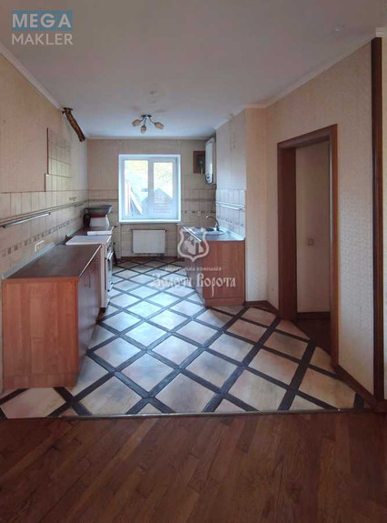 Продаж дома, 3&nbsp;поверху, 293,60&nbsp;кв.м, 5&nbsp;кімнат, ділянка 7,80&nbsp;соток, <a class="location-link" href="/korzhi-selo/" title="Недвижимость Коржі">Коржі</a>, Грушевського вул., 6 (изображение 11)