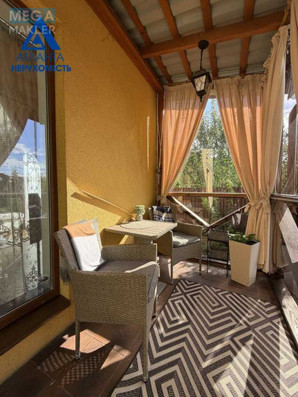 Продаж дома, 2 поверху, 197 кв.м, 4 кімнати, ділянка 5 соток, <a class="location-link" href="/lutsk/" title="Недвижимость Луцьк">Луцьк</a>, Миру (изображение 3)