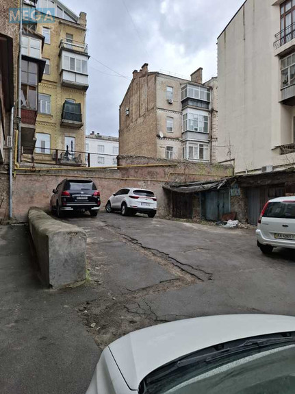 Оренда комерційної нерухомості, 19 кв.м, <a class="location-link" href="/kiev/" title="Недвижимость Київ">Київ</a>, <a class="location-link" href="/kiev/goloseevskij/" title="Недвижимость Голосіївський район">Голосіївський р-н</a>, Тарасовская ул., 5 (изображение 4)