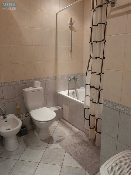 Оренда 2 кімнатної квартири, <a class="location-link" href="/kiev/" title="Недвижимость Київ">Київ</a>, <a class="location-link" href="/kiev/solomenskij/" title="Недвижимость Солом'янський район">Солом'янський р-н</a>, Борщаговская ул., 145 (изображение 18)