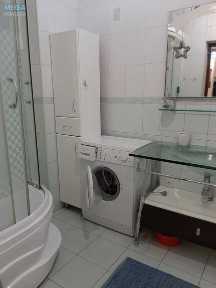Оренда 1 кімнатної квартири, <a class="location-link" href="/kiev/" title="Недвижимость Київ">Київ</a>, <a class="location-link" href="/kiev/shevchenkovskij/" title="Недвижимость Шевченківський район">Шевченківський р-н</a>, Черновола Вячеслава ул., 20 (изображение 10)