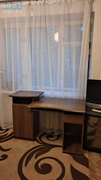 Оренда 1 кімнатної квартири, <a class="location-link" href="/kiev/" title="Недвижимость Київ">Київ</a>, <a class="location-link" href="/kiev/solomenskij/" title="Недвижимость Солом'янський район">Солом'янський р-н</a>, Леваневського вул., 4 (изображение 3)