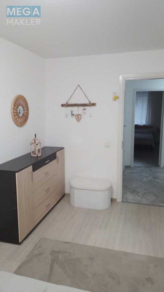 Оренда 3 кімнатної квартири, <a class="location-link" href="/kiev/" title="Недвижимость Київ">Київ</a>, <a class="location-link" href="/kiev/solomenskij/" title="Недвижимость Солом'янський район">Солом'янський р-н</a>, Чоколівський бульв., 29 (изображение 6)