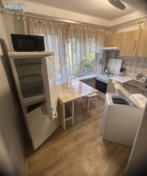 Продаж 1 кімнатної квартири (28,4/14,7/8), 3 пов. 5 пов. будинку, <a class="location-link" href="/kiev/" title="Недвижимость Київ">Київ</a>, <a class="location-link" href="/kiev/desnyanskij/" title="Недвижимость Деснянський район">Деснянський р-н</a>, Братиславська вул., 6 (изображение 3)
