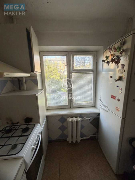 Продаж 2 кімнатної квартири (41,7/23,6/6,9), 2 пов. 5 пов. будинку, <a class="location-link" href="/kiev/" title="Недвижимость Київ">Київ</a>, <a class="location-link" href="/kiev/dneprovskij/" title="Недвижимость Дніпровський район">Дніпровський р-н</a>, Соборності просп., 1в (изображение 7)