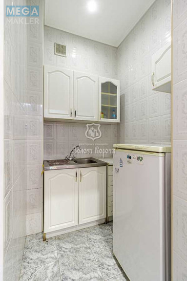 Продаж 3 кімнатної квартири (71,8/47/24,8), 1 пов. 5 пов. будинку, <a class="location-link" href="/kiev/" title="Недвижимость Київ">Київ</a>, <a class="location-link" href="/kiev/pecherskij/" title="Недвижимость Печерський район">Печерський р-н</a>, Інститутська вул., 22/7 (изображение 16)