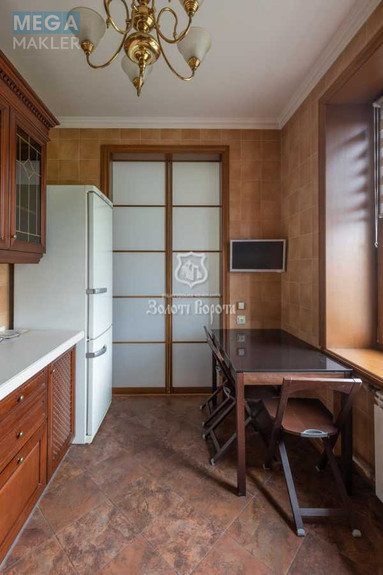 Продаж 3 кімнатної квартири (75,3/51,1/8,5), 3 пов. 5 пов. будинку, <a class="location-link" href="/kiev/" title="Недвижимость Київ">Київ</a>, <a class="location-link" href="/kiev/pecherskij/" title="Недвижимость Печерський район">Печерський р-н</a>, Миколи Міхновського бульв., 20 (изображение 16)
