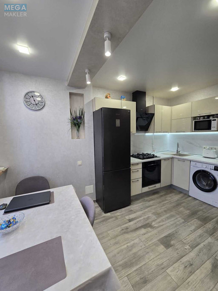 Продаж 1 кімнатної квартири (40/?/9), 5 пов. 9 пов. будинку, <a class="location-link" href="/kharkov/" title="Недвижимость Харків">Харків</a>, <a class="location-link" href="/kharkov/ordzhonikidzevskij/" title="Недвижимость Індустріальний (Орджонікідзевський) район">Індустріальний (Орджонікідзевський) р-н</a>, 92 Бригади, 17А (изображение 6)