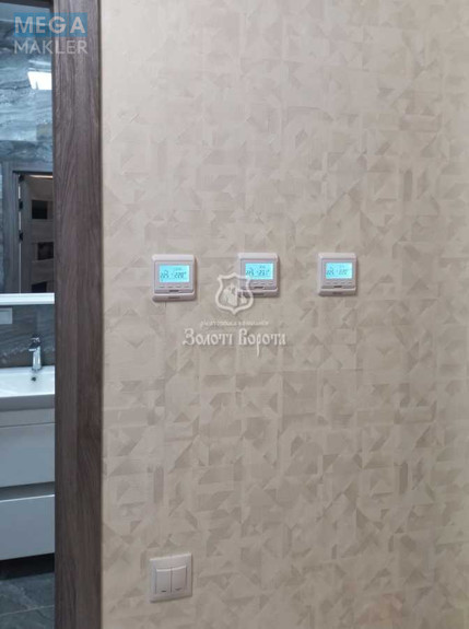 Продаж 1 кімнатної квартири (50,8/17,9/18,4), 10 пов. 17 пов. будинку, <a class="location-link" href="/kiev/" title="Недвижимость Київ">Київ</a>, <a class="location-link" href="/kiev/svyatoshinskij/" title="Недвижимость Святошинський район">Святошинський р-н</a>, Олеся Бердника вул., 1В (изображение 12)