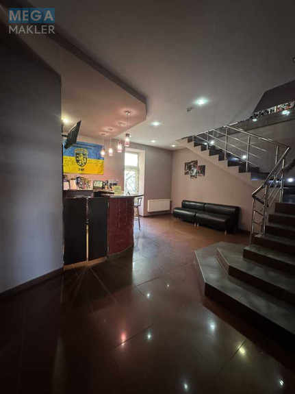 Продаж окремої будівлі/побудови, 1&nbsp;432&nbsp;кв.м, <a class="location-link" href="/chernovtsi/" title="Недвижимость Чернівці">Чернівці</a>, <a class="location-link" href="/chernovtsi/shevchenkovskij/" title="Недвижимость Шевченківський район">Шевченківський р-н</a>, вул. Залозецького, 97Б (изображение 6)