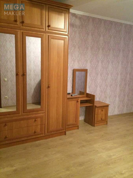 Продаж 3 кімнатної квартири (74/45/9), 1 пов. 11 пов. будинку, <a class="location-link" href="/brovary/" title="Недвижимость Бровари">Бровари</a>, Грушевського, 17Г (изображение 3)