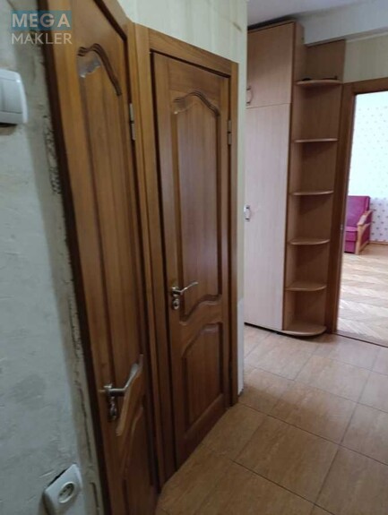 Оренда 3 кімнатної квартири, <a class="location-link" href="/kiev/" title="Недвижимость Київ">Київ</a>, <a class="location-link" href="/kiev/podolskij/" title="Недвижимость Подільський район">Подільський р-н</a>, Кирилівська вул., 117 (изображение 7)