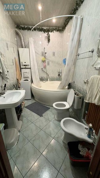 Оренда 2 кімнатної квартири, <a class="location-link" href="/kiev/" title="Недвижимость Київ">Київ</a>, <a class="location-link" href="/kiev/solomenskij/" title="Недвижимость Солом'янський район">Солом'янський р-н</a>, Валерія Лобановського вул., 7 (изображение 4)