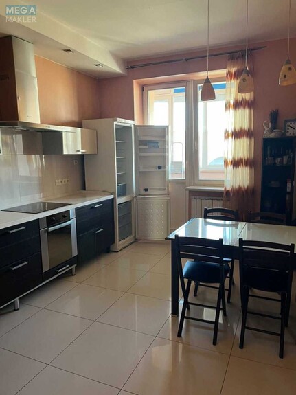 Оренда 3 кімнатної квартири, <a class="location-link" href="/kiev/" title="Недвижимость Київ">Київ</a>, <a class="location-link" href="/kiev/obolonskij/" title="Недвижимость Оболонський район">Оболонський р-н</a>, Героев Сталинграда просп., 6 (изображение 2)