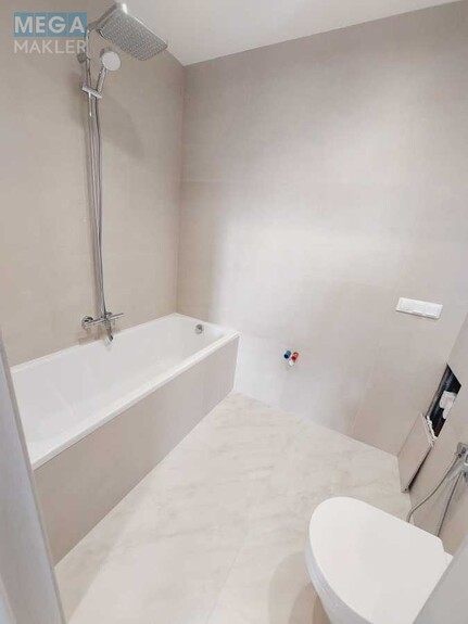 Продаж 2 кімнатної квартири (67,9/40/12), 8 пов. 25 пов. будинку, <a class="location-link" href="/kiev/" title="Недвижимость Київ">Київ</a>, <a class="location-link" href="/kiev/darnickij/" title="Недвижимость Дарницький район">Дарницький р-н</a>, Заречная ул., 2/1 (изображение 8)