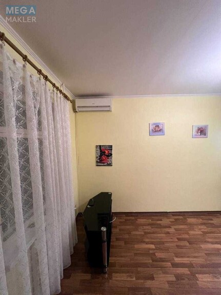 Оренда 1 кімнатної квартири, <a class="location-link" href="/kiev/" title="Недвижимость Київ">Київ</a>, <a class="location-link" href="/kiev/darnickij/" title="Недвижимость Дарницький район">Дарницький р-н</a>, Миколи Бажана просп., 5-Б (изображение 7)