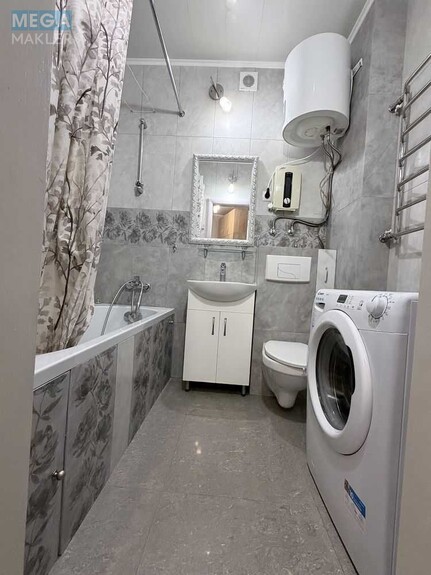 Оренда 1 кімнатної квартири, <a class="location-link" href="/kiev/" title="Недвижимость Київ">Київ</a>, <a class="location-link" href="/kiev/obolonskij/" title="Недвижимость Оболонський район">Оболонський р-н</a>, Героев Сталинграда просп., 2д (изображение 16)