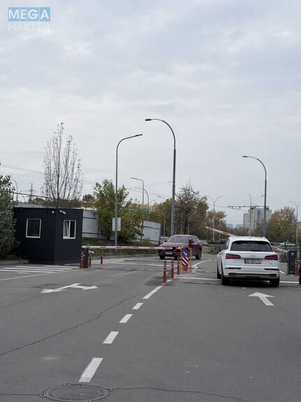Оренда 1 кімнатної квартири, <a class="location-link" href="/kiev/" title="Недвижимость Київ">Київ</a>, <a class="location-link" href="/kiev/obolonskij/" title="Недвижимость Оболонський район">Оболонський р-н</a>, Героев Сталинграда просп., 2д (изображение 23)