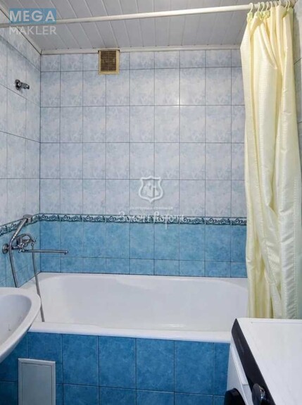 Продаж 3 кімнатної квартири (64,7/37,7/7), 7 пов. 9 пов. будинку, <a class="location-link" href="/kiev/" title="Недвижимость Київ">Київ</a>, <a class="location-link" href="/kiev/darnickij/" title="Недвижимость Дарницький район">Дарницький р-н</a>, Вереснева вул., 9 (изображение 4)