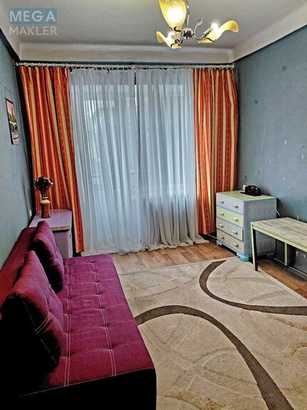 Продаж 2 кімнатної квартири (40/23/7), 4 пов. 7 пов. будинку, <a class="location-link" href="/kiev/" title="Недвижимость Київ">Київ</a>, <a class="location-link" href="/kiev/goloseevskij/" title="Недвижимость Голосіївський район">Голосіївський р-н</a>, Велика Васильківська вул., 114 (изображение 2)