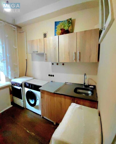 Продаж 2 кімнатної квартири (40/23/7), 4 пов. 7 пов. будинку, <a class="location-link" href="/kiev/" title="Недвижимость Київ">Київ</a>, <a class="location-link" href="/kiev/goloseevskij/" title="Недвижимость Голосіївський район">Голосіївський р-н</a>, Велика Васильківська вул., 114 (изображение 10)