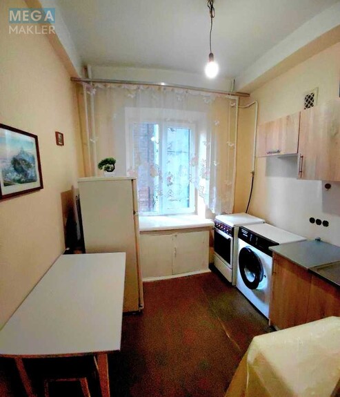 Продаж 2 кімнатної квартири (40/23/7), 4 пов. 7 пов. будинку, <a class="location-link" href="/kiev/" title="Недвижимость Київ">Київ</a>, <a class="location-link" href="/kiev/goloseevskij/" title="Недвижимость Голосіївський район">Голосіївський р-н</a>, Велика Васильківська вул., 114 (изображение 11)