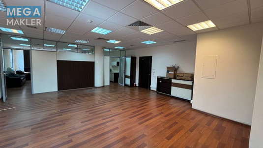 Оренда приміщення у нежитловому будинку, до&nbsp;120&nbsp;кв.м, свіжий ремонт, <a class="location-link" href="/kiev/" title="Недвижимость Київ">Київ</a>, <a class="location-link" href="/kiev/shevchenkovskij/" title="Недвижимость Шевченківський район">Шевченківський р-н</a>, Саксаганского 120 ( <img src="https://megamakler.com.ua/metro/ff0000.gif" alt="" class="metro" /> м. Университет, 5 мин ) (изображение 1)