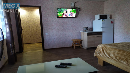 Оренда дома, люкс, <a class="location-link" href="/sviatogorsk/" title="Недвижимость Святогірськ">Святогірськ</a>, ул.Шевченко (изображение 1)