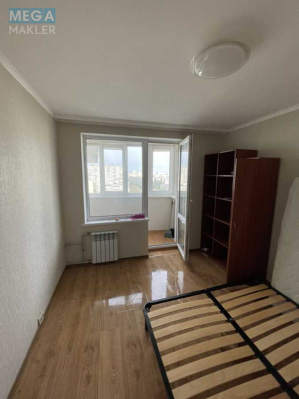 Оренда 2 кімнатної квартири, <a class="location-link" href="/kiev/" title="Недвижимость Київ">Київ</a>, <a class="location-link" href="/kiev/dneprovskij/" title="Недвижимость Дніпровський район">Дніпровський р-н</a>, Амвросия Бучмы ул., 8 (изображение 1)