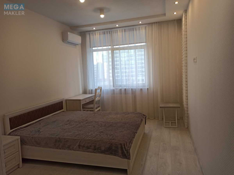 Оренда 1 кімнатної квартири, <a class="location-link" href="/kiev/" title="Недвижимость Київ">Київ</a>, <a class="location-link" href="/kiev/podolskij/" title="Недвижимость Подільський район">Подільський р-н</a>, Правды просп., 43 (изображение 1)