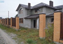 Продаж дома, 2 поверху, 250 кв.м, 5 кімнат, ділянка 9 соток