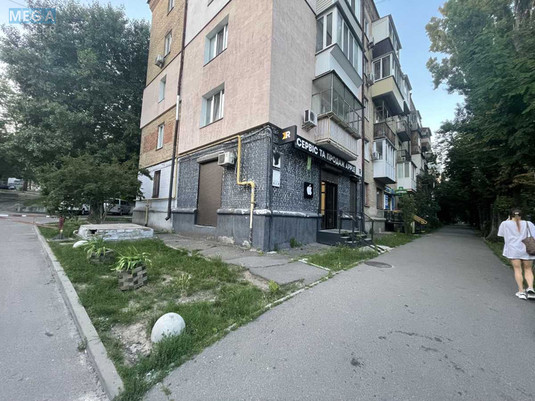Оренда комерційної нерухомості, 44&nbsp;кв.м, под офис, <a class="location-link" href="/kiev/" title="Недвижимость Київ">Київ</a>, <a class="location-link" href="/kiev/pecherskij/" title="Недвижимость Печерський район">Печерський р-н</a>, Неманская ул., 5 (изображение 1)
