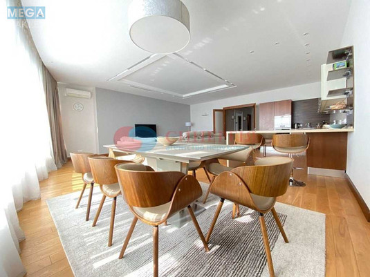 Оренда 3 кімнатної квартири, <a class="location-link" href="/kiev/" title="Недвижимость Київ">Київ</a>, <a class="location-link" href="/kiev/pecherskij/" title="Недвижимость Печерський район">Печерський р-н</a>, Кловський узвіз, 7А (изображение 1)