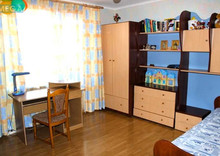 Продаж 2 кімнатної квартири (72/40/12), 15 пов. 17 пов. будинку