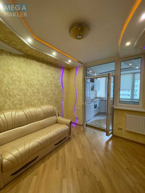 Оренда 1 кімнатної квартири, <a class="location-link" href="/kiev/" title="Недвижимость Київ">Київ</a>, <a class="location-link" href="/kiev/shevchenkovskij/" title="Недвижимость Шевченківський район">Шевченківський р-н</a>, Сікорського вул., 1б (изображение 1)