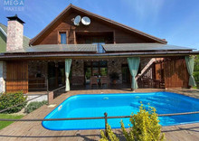 Продаж дома, 2 поверху, 145 кв.м, 10 кімнат, ділянка 10 соток