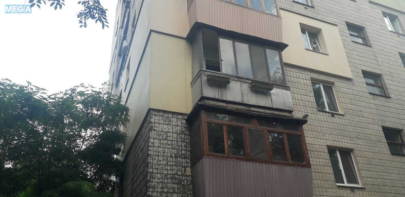 Продаж 2 кімнатної квартири (45/28/6), 3 пов. 9 пов. будинку, <a class="location-link" href="/kiev/" title="Недвижимость Київ">Київ</a>, <a class="location-link" href="/kiev/solomenskij/" title="Недвижимость Солом'янський район">Солом'янський р-н</a>, Александра Пироговского ул., 8 (изображение 1)