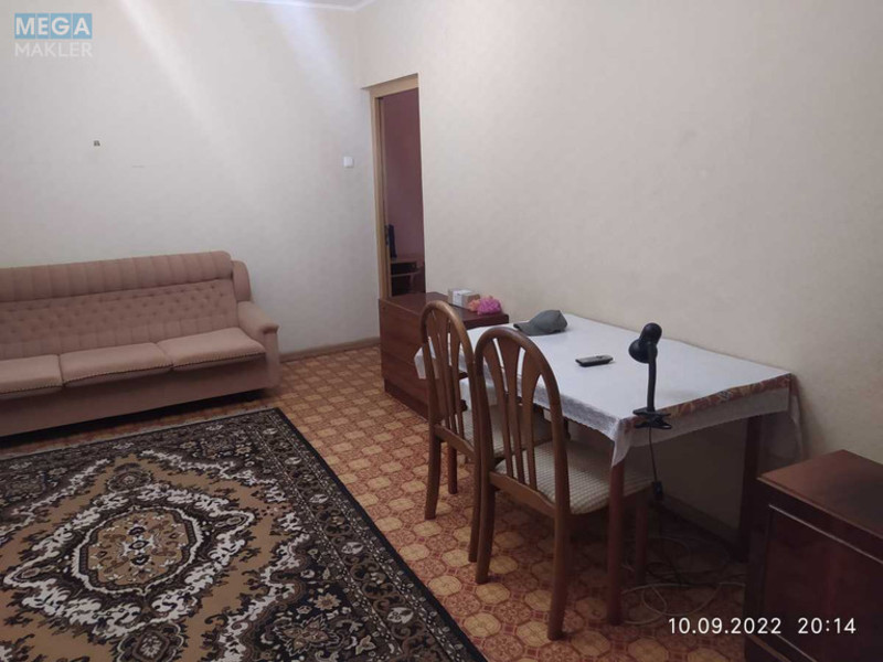 Оренда кімнати (підселення), <a class="location-link" href="/kiev/" title="Недвижимость Київ">Київ</a>, <a class="location-link" href="/kiev/goloseevskij/" title="Недвижимость Голосіївський район">Голосіївський р-н</a>, Академіка Глушкова просп., 23 (изображение 1)