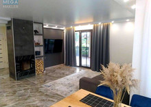 Продаж дома, 2&nbsp;поверху, 220&nbsp;кв.м, 5&nbsp;кімнат, ділянка 10&nbsp;соток