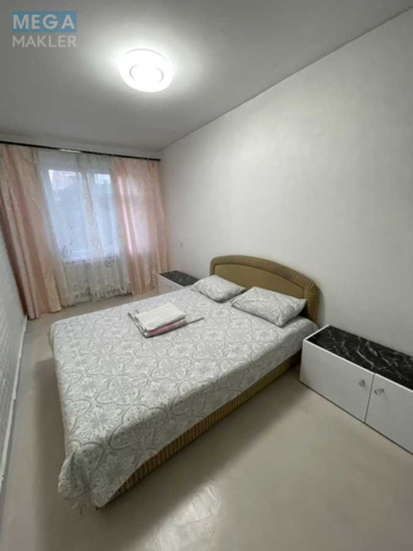 Оренда 2 кімнатної квартири, <a class="location-link" href="/kirovograd/" title="Недвижимость Кіровоград">Кіровоград</a>, Пацаева, 4/ (изображение 1)