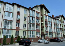 Продаж 3 кімнатної квартири (82/37/29), 4 пов. 4 пов. будинку