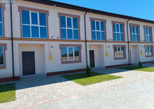 Новобудова, 2 поверхів