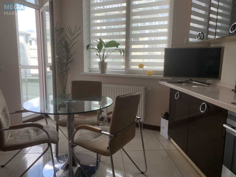 Новобудова, 25 поверхів, <a class="location-link" href="/kiev/" title="Недвижимость Київ">Київ</a>, <a class="location-link" href="/kiev/solomenskij/" title="Недвижимость Солом'янський район">Солом'янський р-н</a>, Механізаторів вул., 2 (изображение 1)