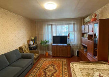 Продаж 1 кімнатної квартири (45/20/9), 2 пов. 14 пов. будинку