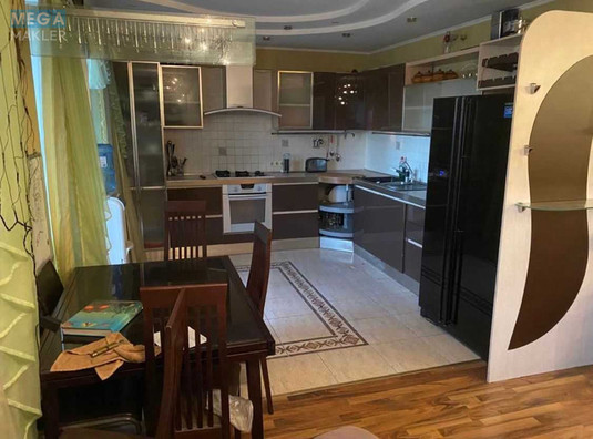 Продаж 6 кімнатної квартири (210/115/11), 9 пов. 10 пов. будинку, <a class="location-link" href="/odessa/" title="Недвижимость Одеса">Одеса</a>, <a class="location-link" href="/odessa/kievskij/" title="Недвижимость Київський район">Київський р-н</a>, Левитана, 79 (изображение 1)